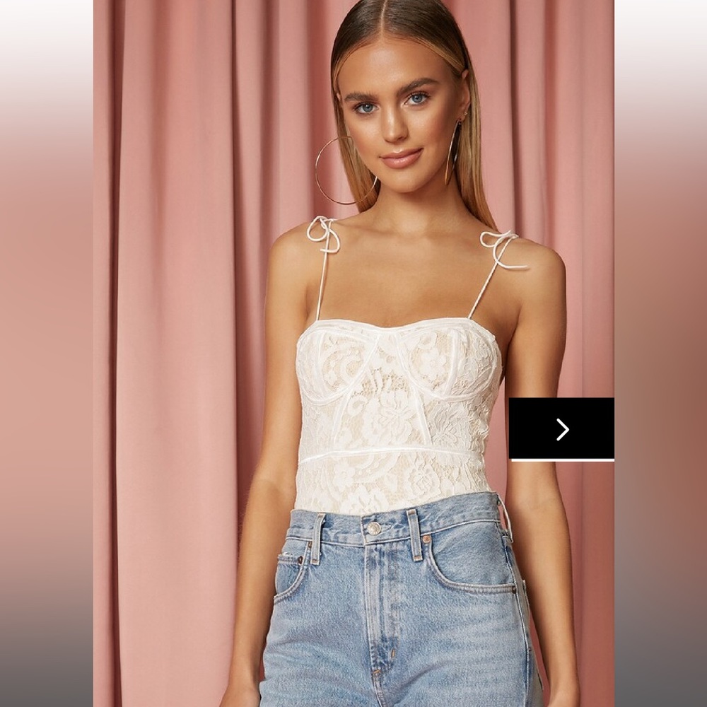 Superdown stasia lace bodysuit